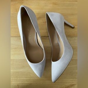 Kelly & Katie Misha Suede Pump heels NWT UNWORN